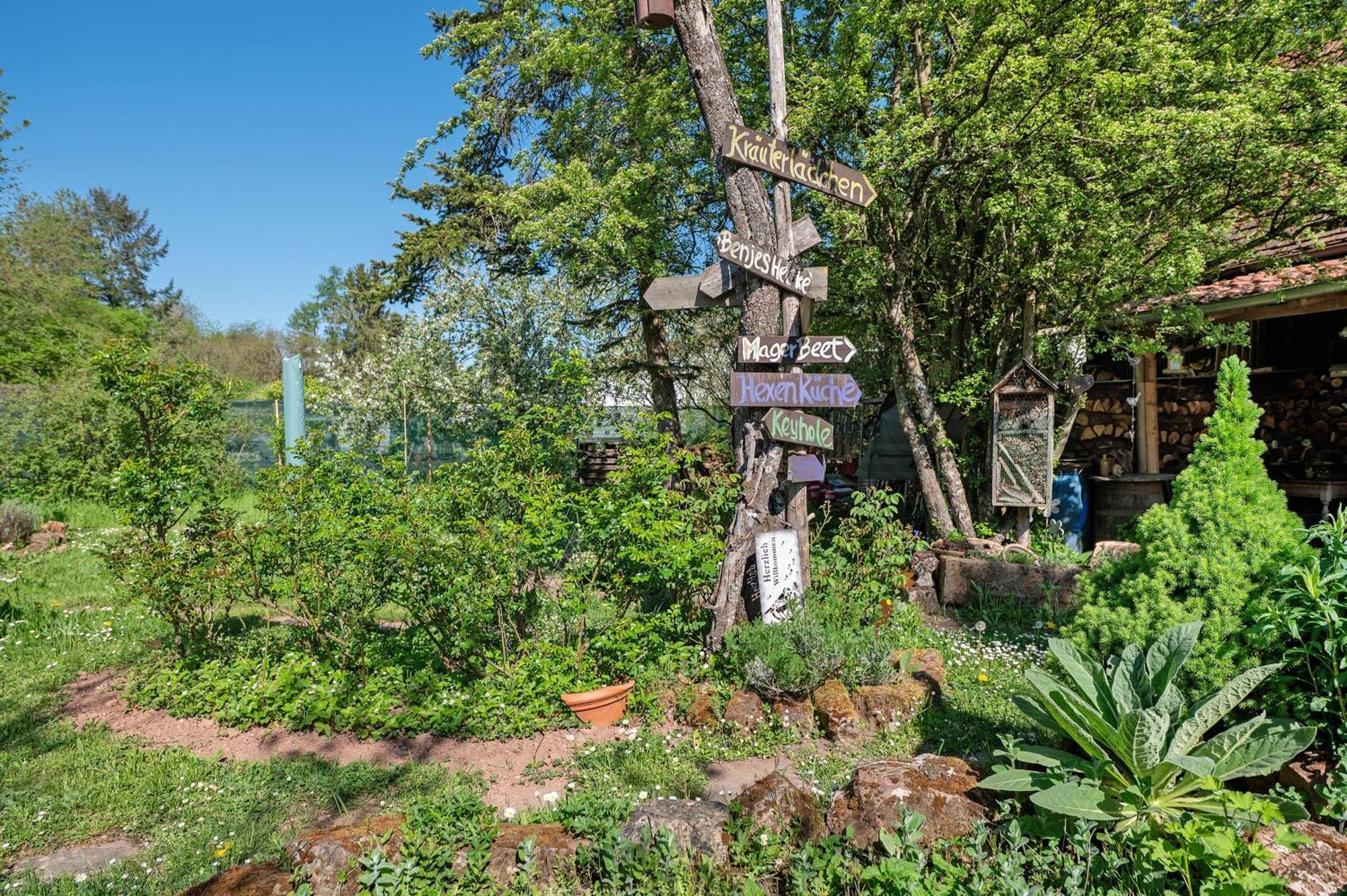Im Vital Art Naturgarten Zweibrucken Bagian luar foto